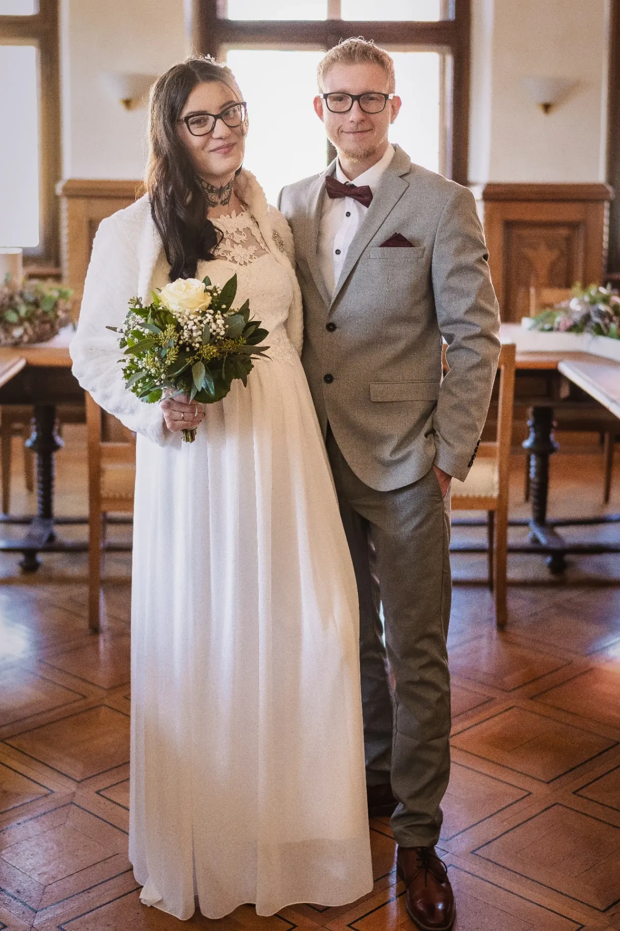 Feierliches Hochzeitsportrait Brautpaar - Hochzeitsfotografie Allgäu